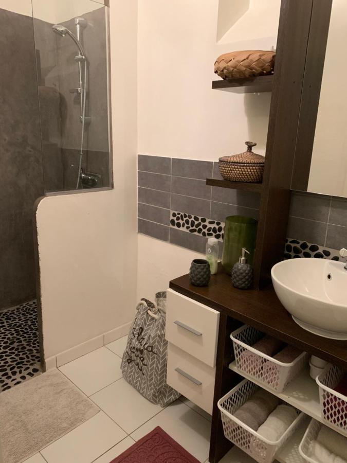 Charmant Logement A Vierzon Centre Екстериор снимка